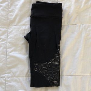Size S Alo Yoga High Waist leggings w/ stirrups